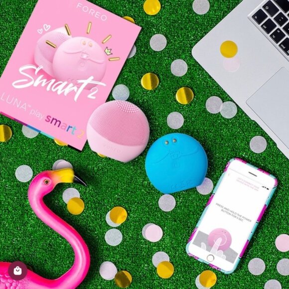 Foreo | Pastel Pink Luna Play Smart 2 - Picture 1 of 6